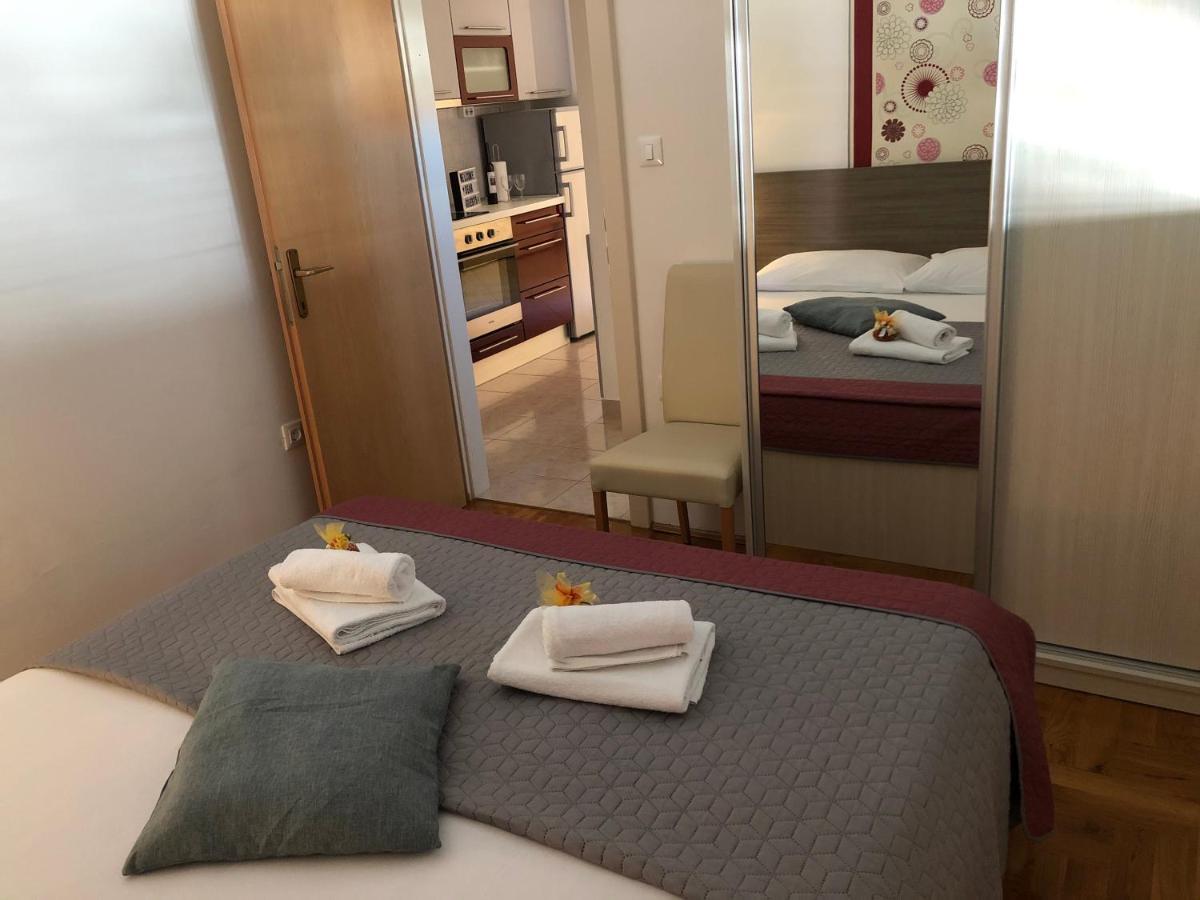 Apartments Marina Водице Екстер'єр фото