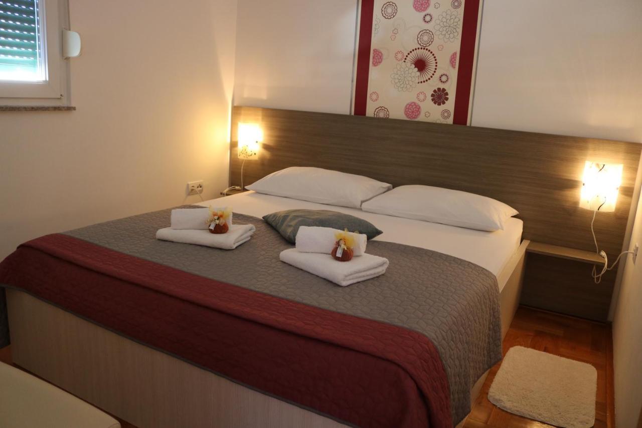 Apartments Marina Водице Екстер'єр фото