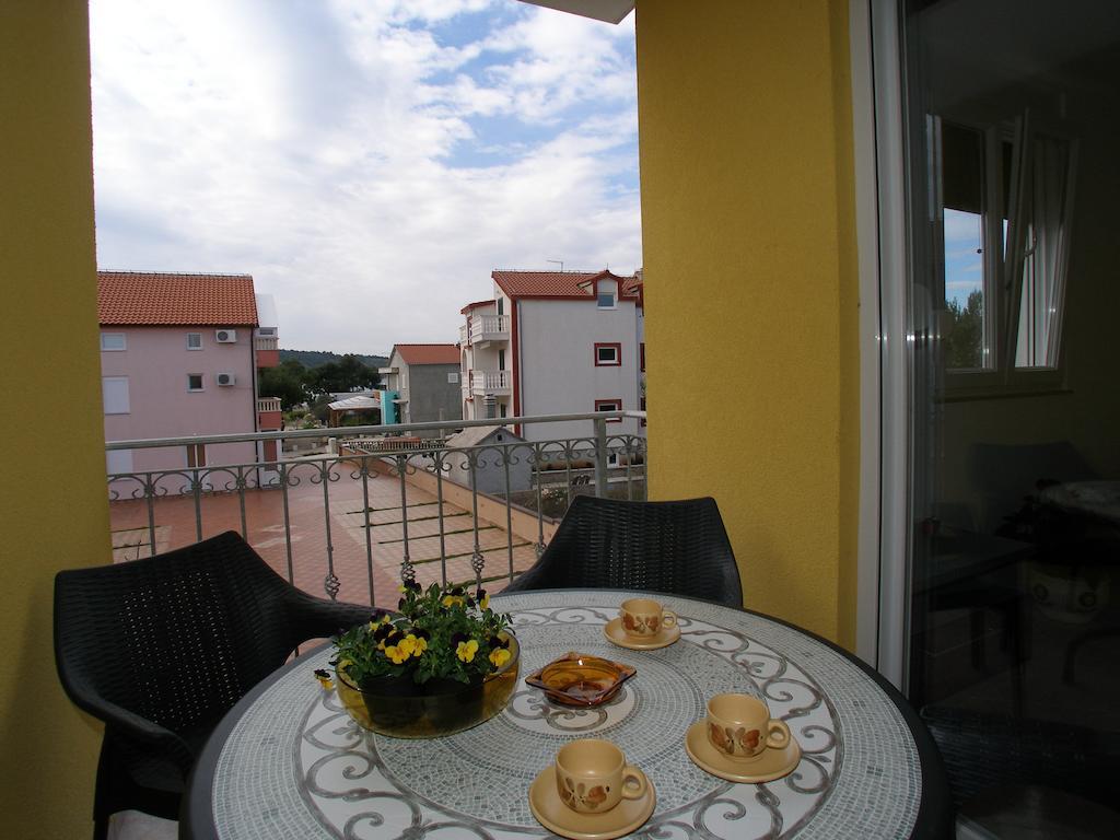 Apartments Marina Водице Екстер'єр фото
