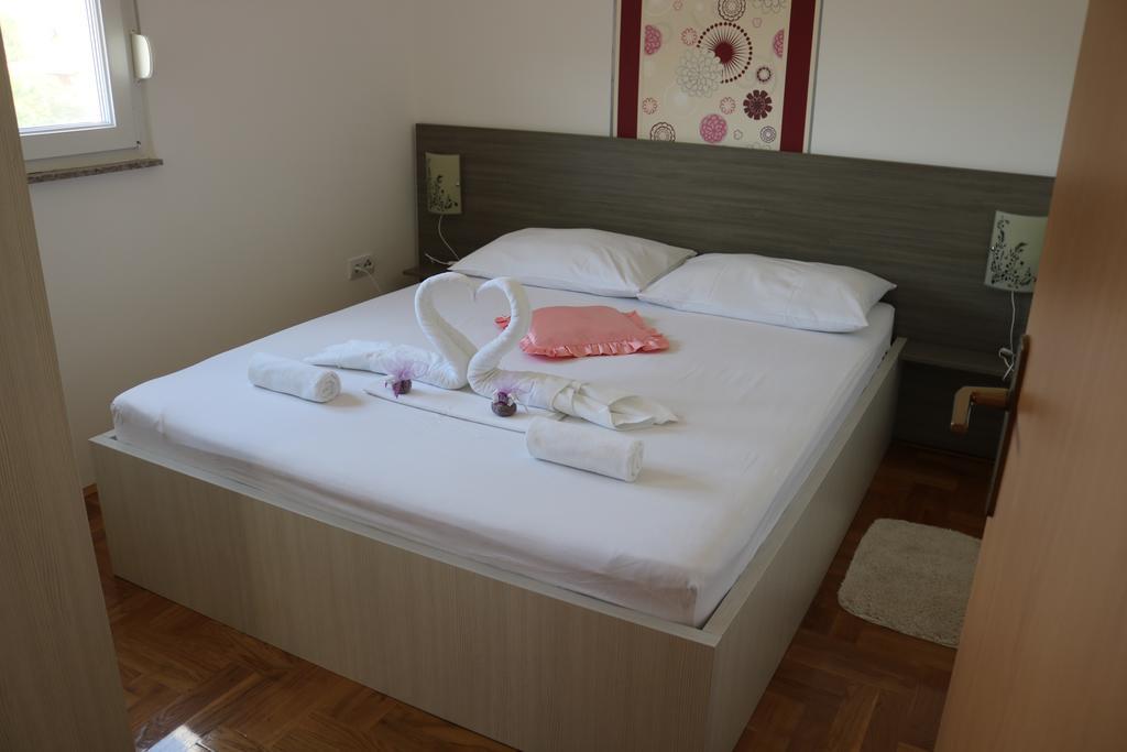 Apartments Marina Водице Екстер'єр фото