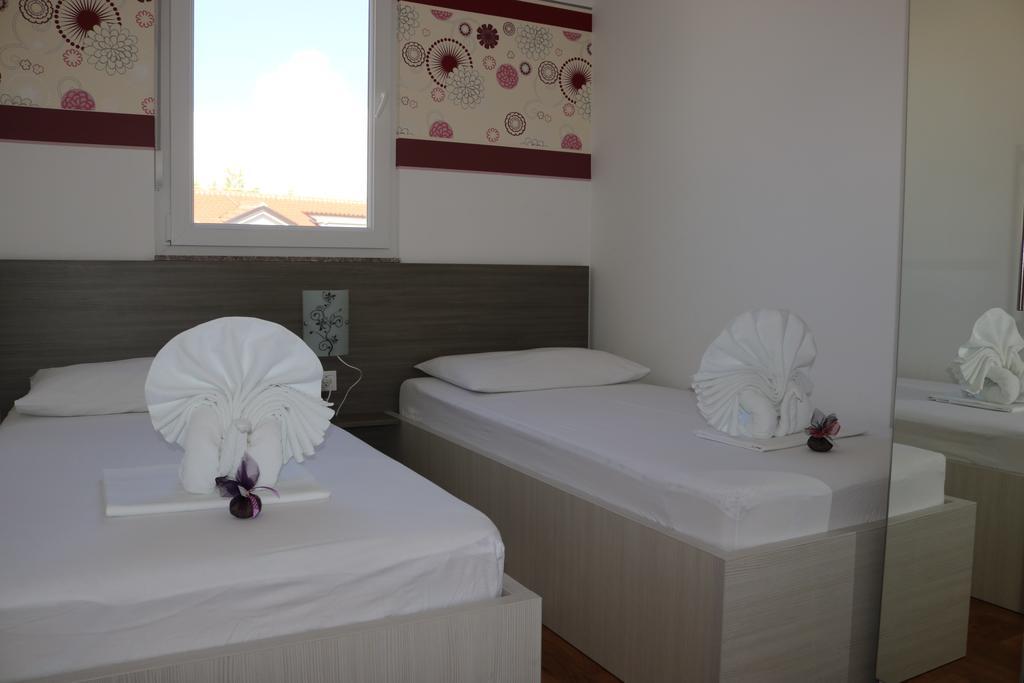 Apartments Marina Водице Екстер'єр фото